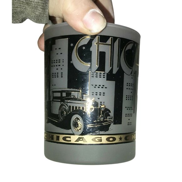 CHICAGO Tumblers SOUVENIR Gold and Black w Frosted Glass - Picture 2 of 9